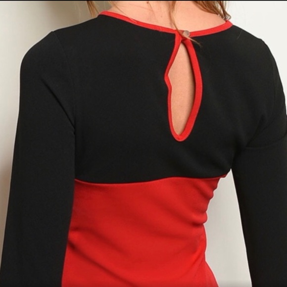 BLACK/RED DETAILED LONG BELL SLEEVE TOP - Picture 4 of 9